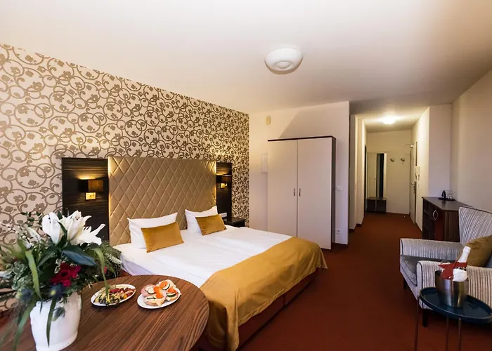 Royal International 4*