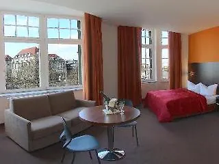 Royal International 4*