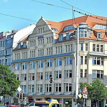 Royal International Szálloda 4*