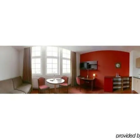 Royal International 4*