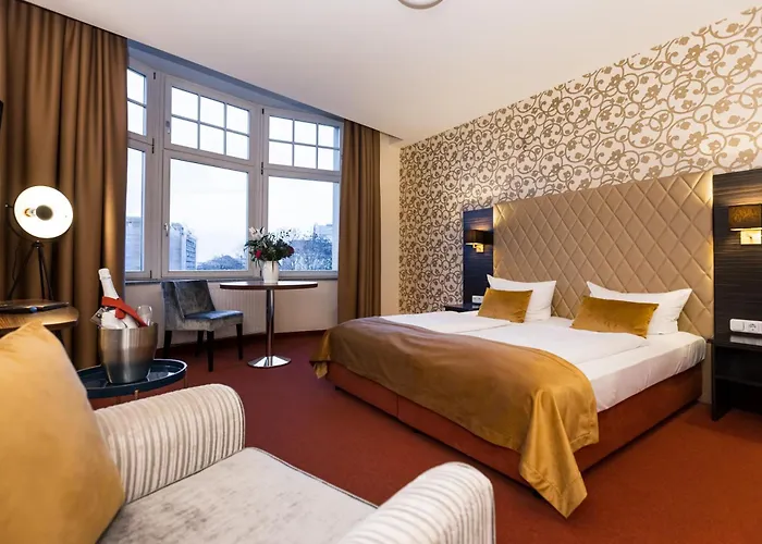 Royal International 4*