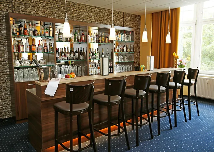 Royal International Hotel 4*