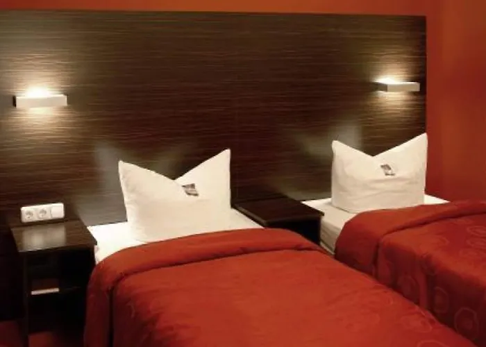 Royal International Hotell 4*